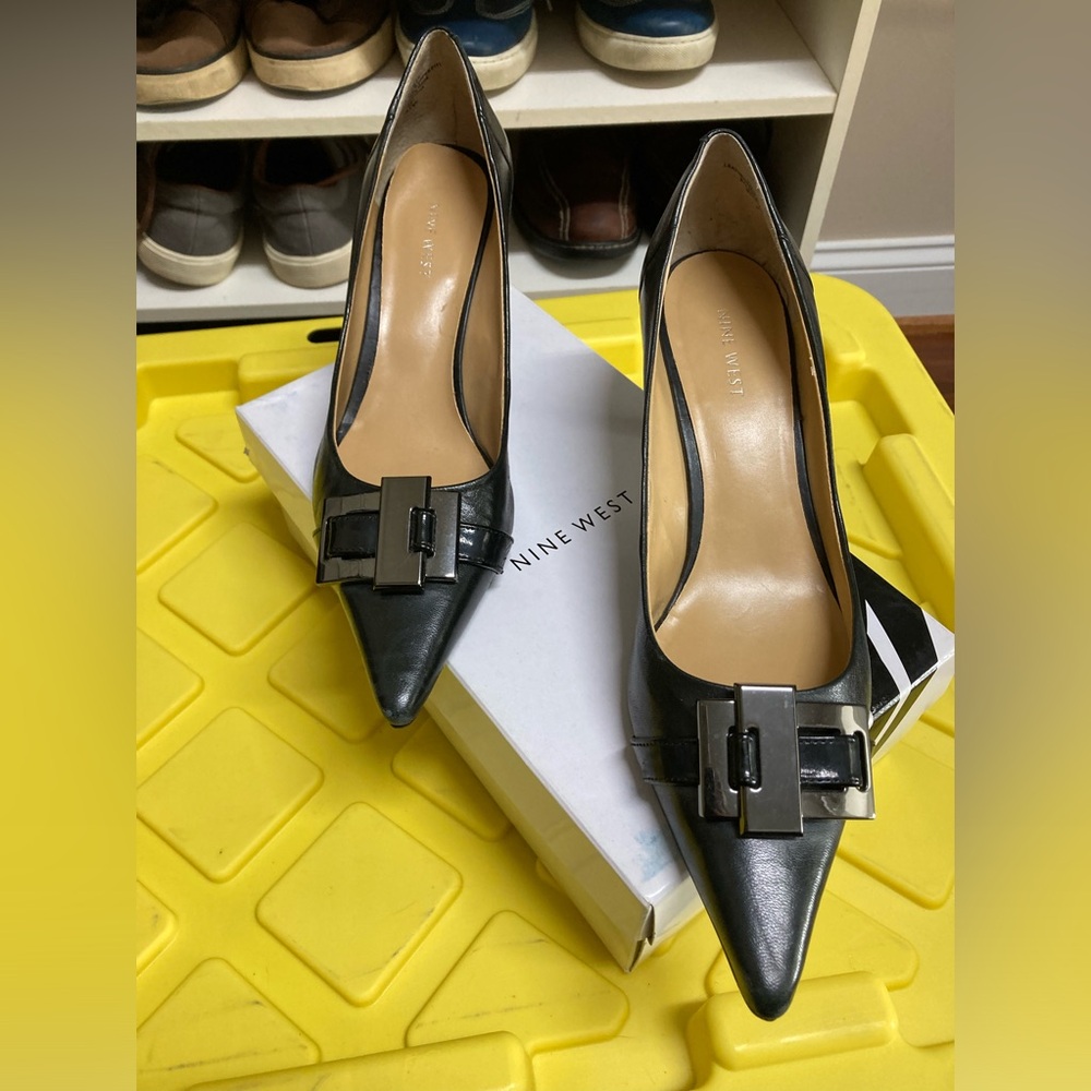 Nine West Black Leather Pumps